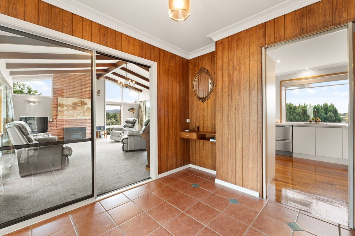 15 Derwent Street, Helensburgh, Dunedin - Carousel 2