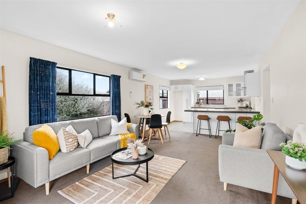 2/840 Main North Road, Belfast, Christchurch - Carousel 2