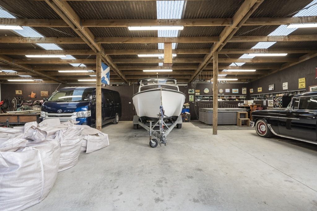 34 Pencarrow Crescent, Wainuiomata, Lower Hutt - Carousel 33