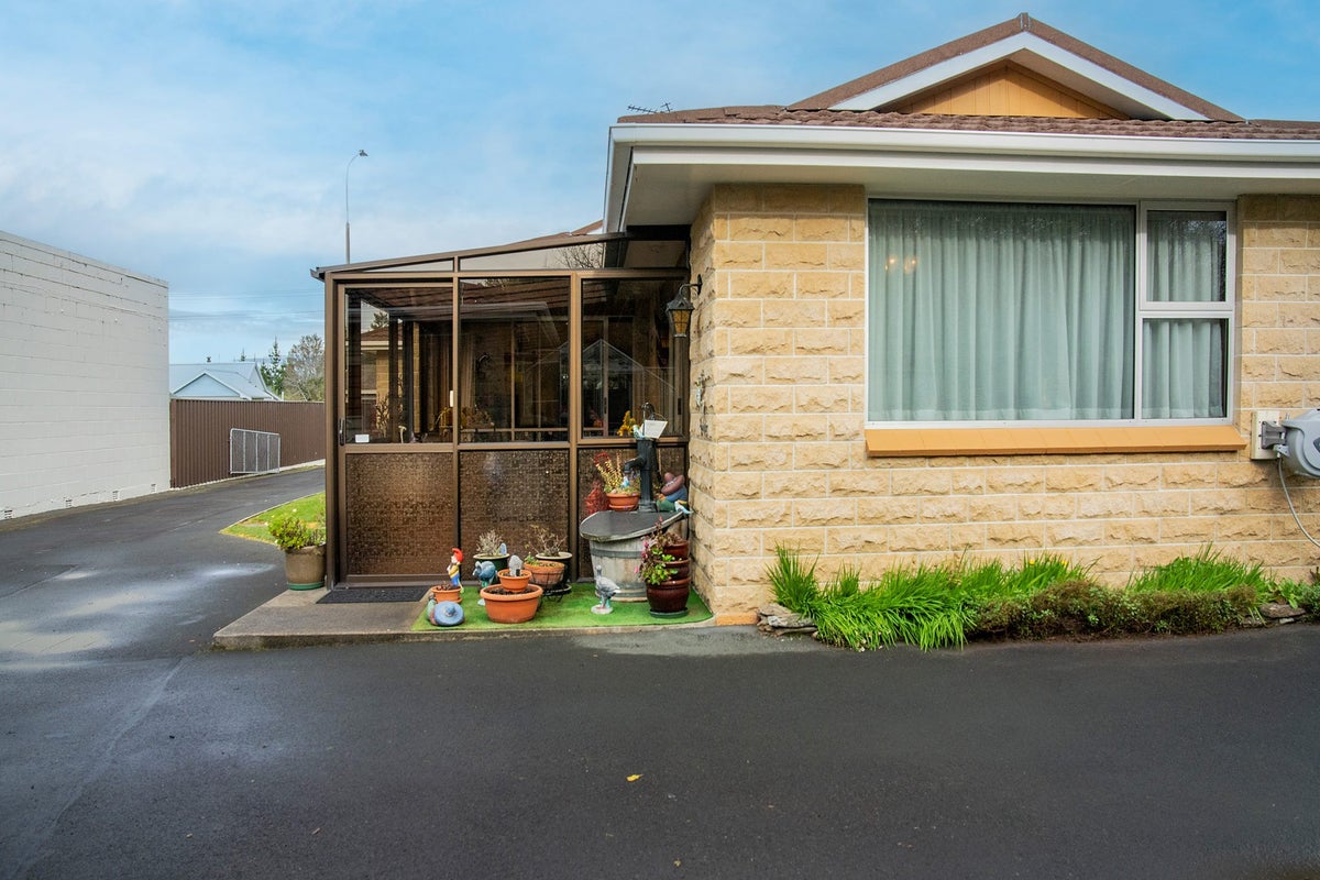 86 Main Road, Fairfield, Dunedin - Carousel 20