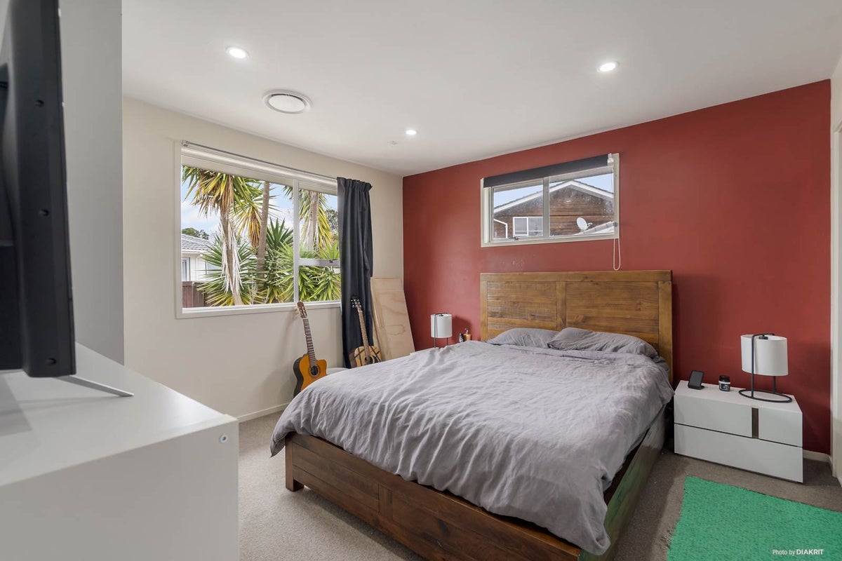 19 Serwayne Place, Sunnyvale, Auckland - Carousel 8
