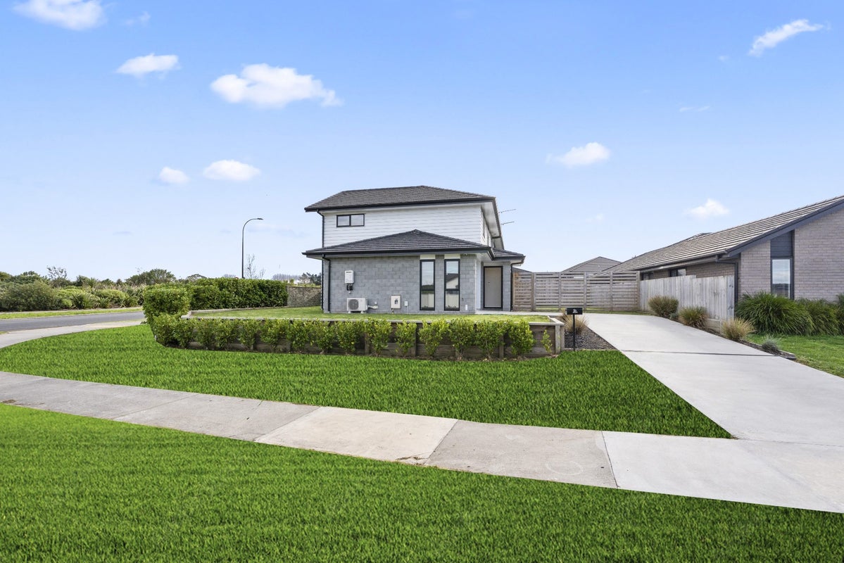 1B Arahi Place, Rototuna North, Hamilton - Carousel 1