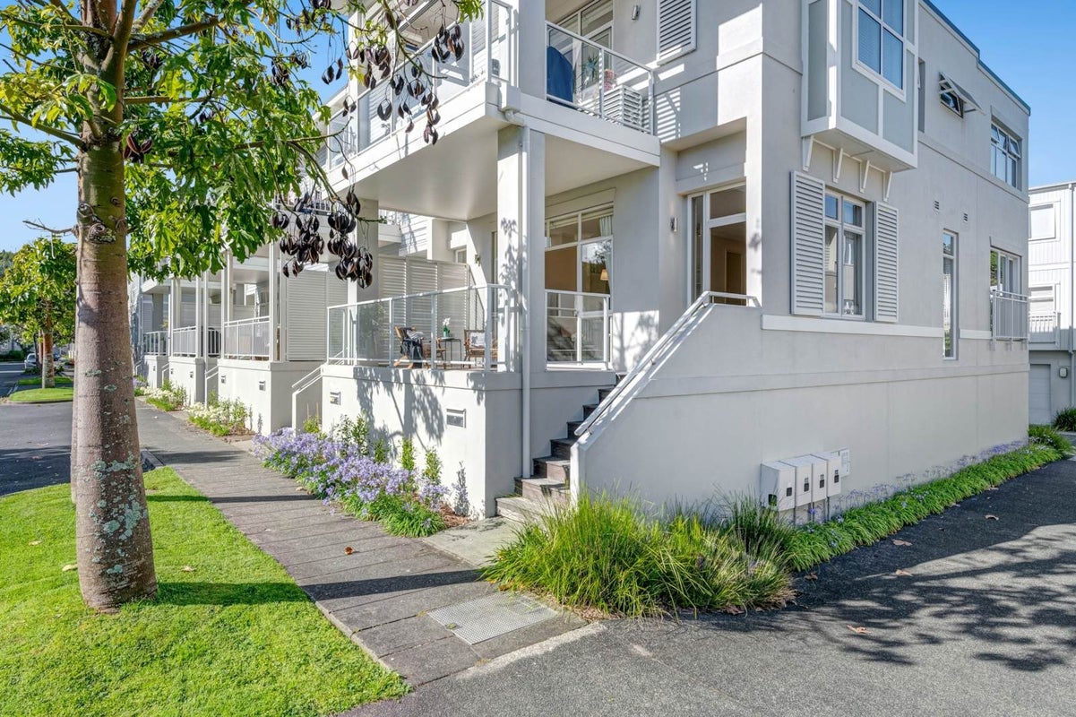 2 Parkside Drive, Orewa, Orewa - Carousel 2