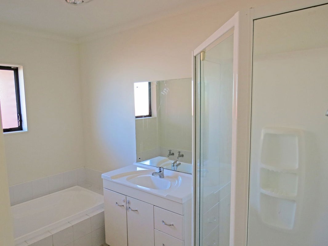 1 Newbury Street, Awapuni, Palmerston North - Carousel 8