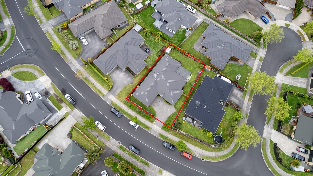 97 Farnborough Drive, Grandview Heights, Hamilton - Carousel 25
