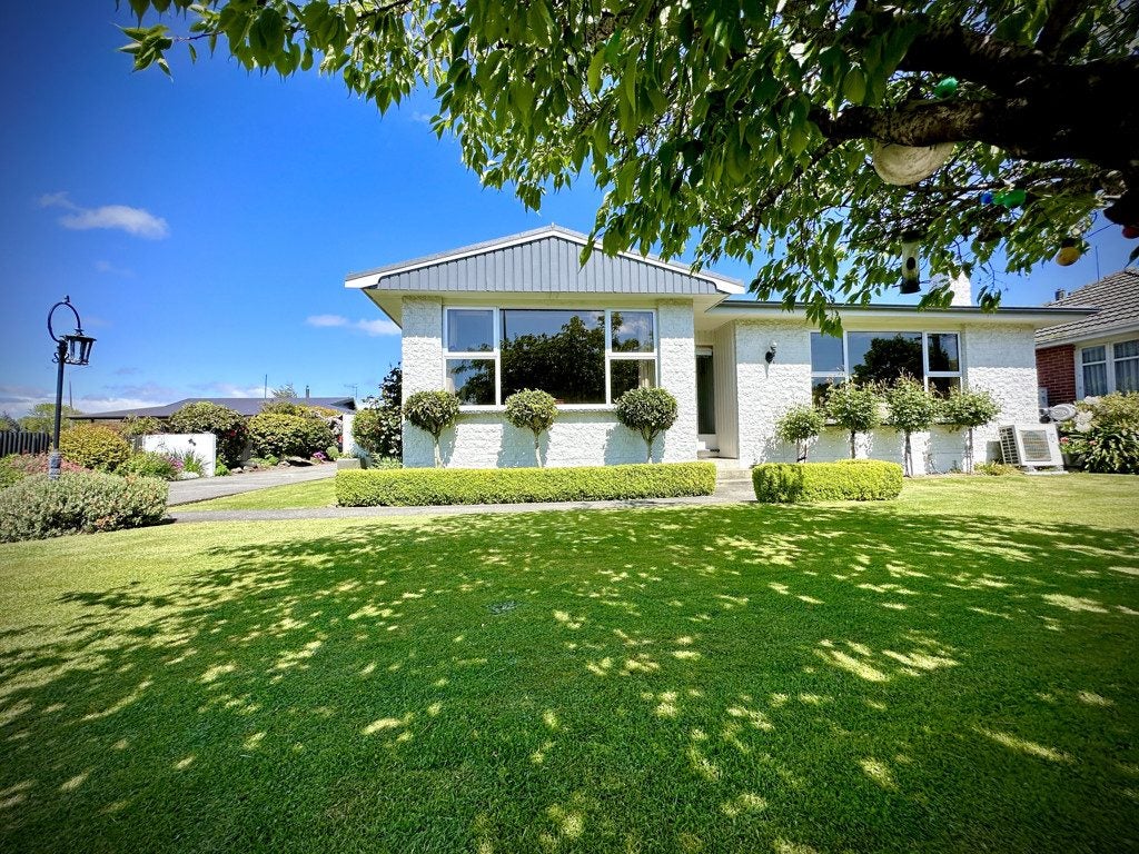 215 Bainfield Road, Waikiwi, Invercargill - Carousel 1