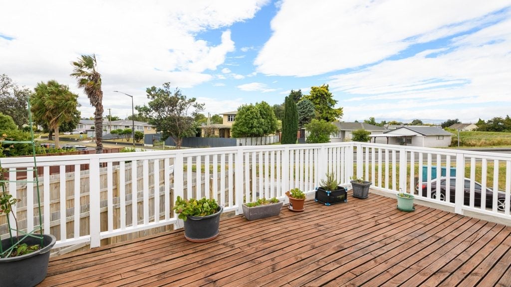 53 Highbury Avenue, Highbury, Palmerston North - Carousel 1