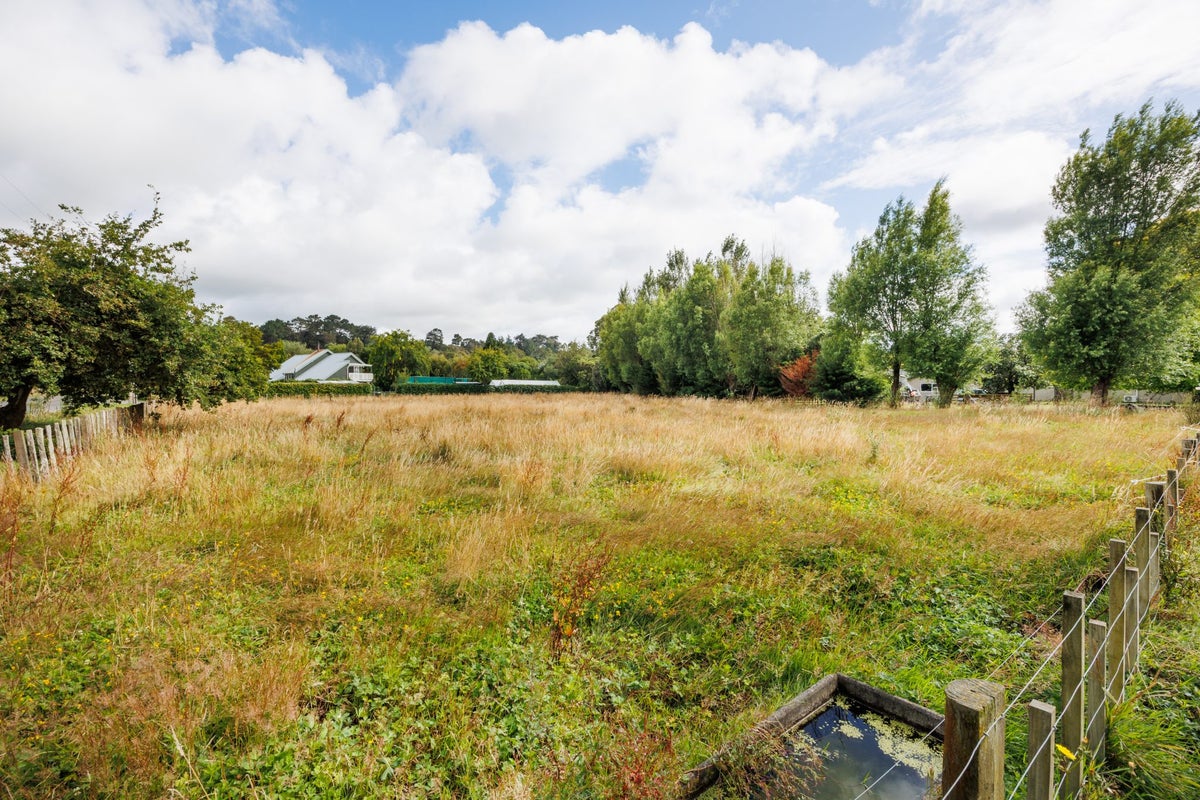35 Raukawa Road, Palmerston North - Carousel 19