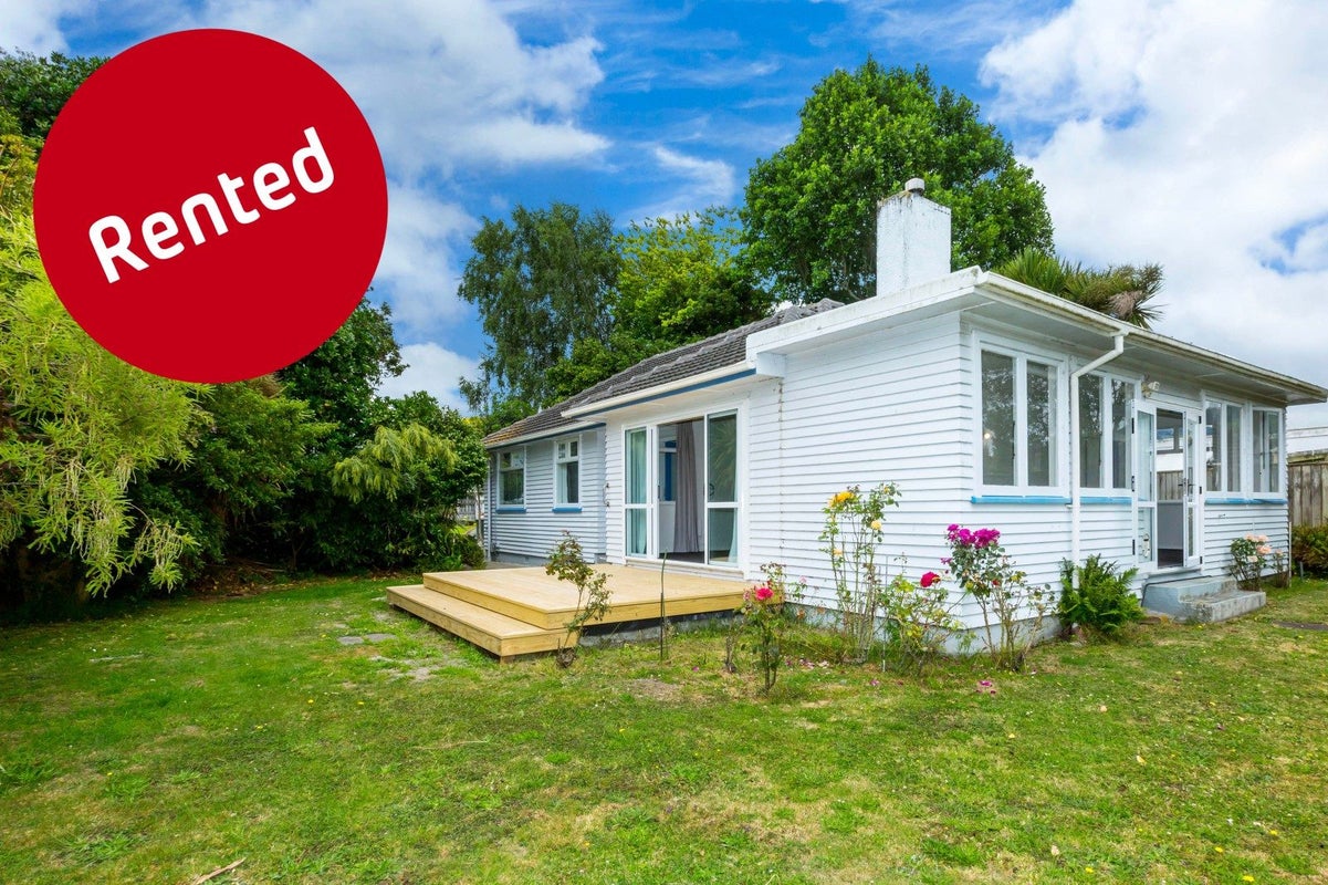 122 McLeod Street, Elderslea, Upper Hutt - Carousel 1