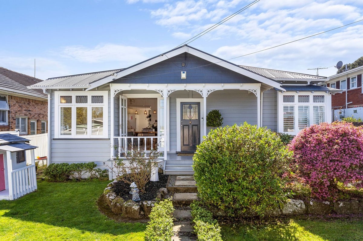 20 Tawa Road, Onehunga, Auckland - Carousel 1