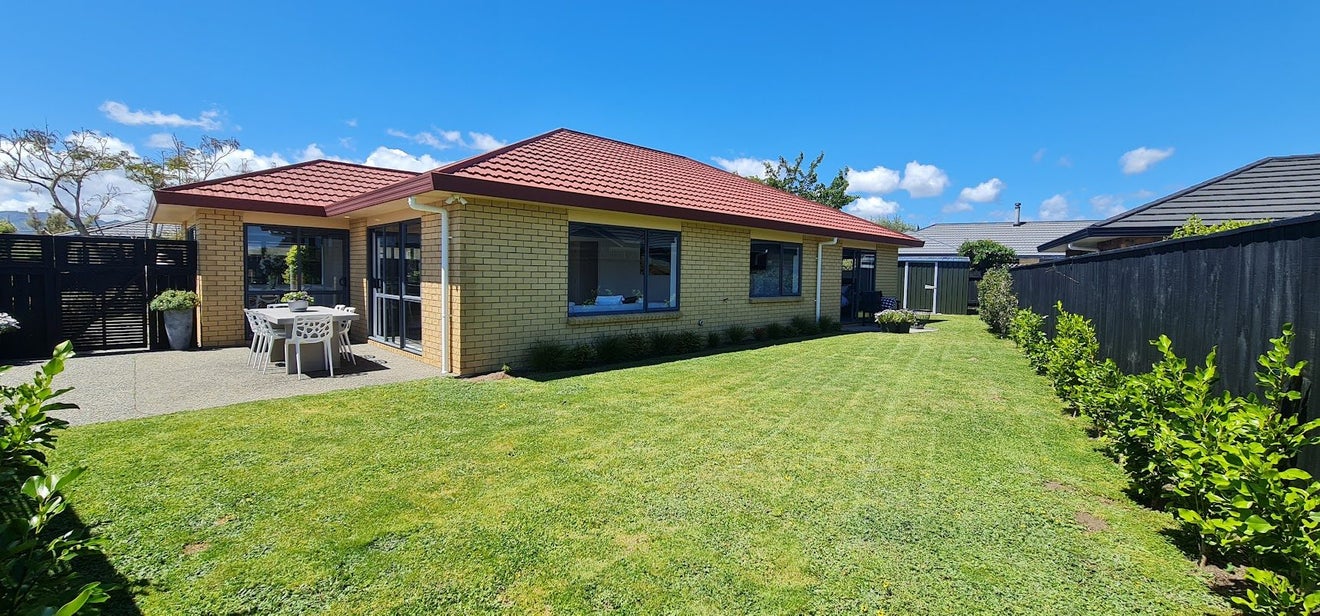 32 Monarch Place, Paraparaumu Beach, Paraparaumu - Carousel 2