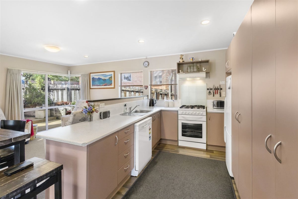4 Howards Way, Kamo, Whangarei - Carousel 2