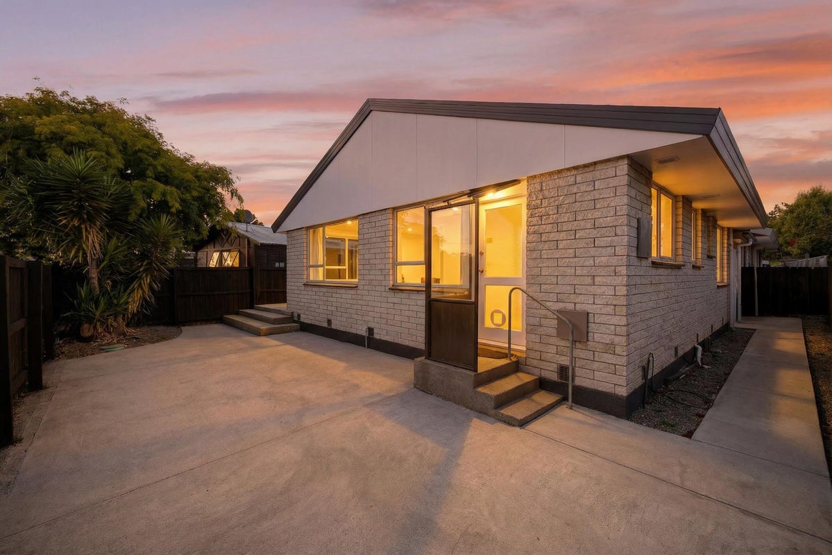 1/83 Hay Street, Bromley, Christchurch - Carousel 1