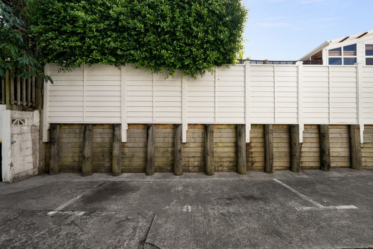 8/19 Vine Street, Ponsonby, Auckland - Carousel 17