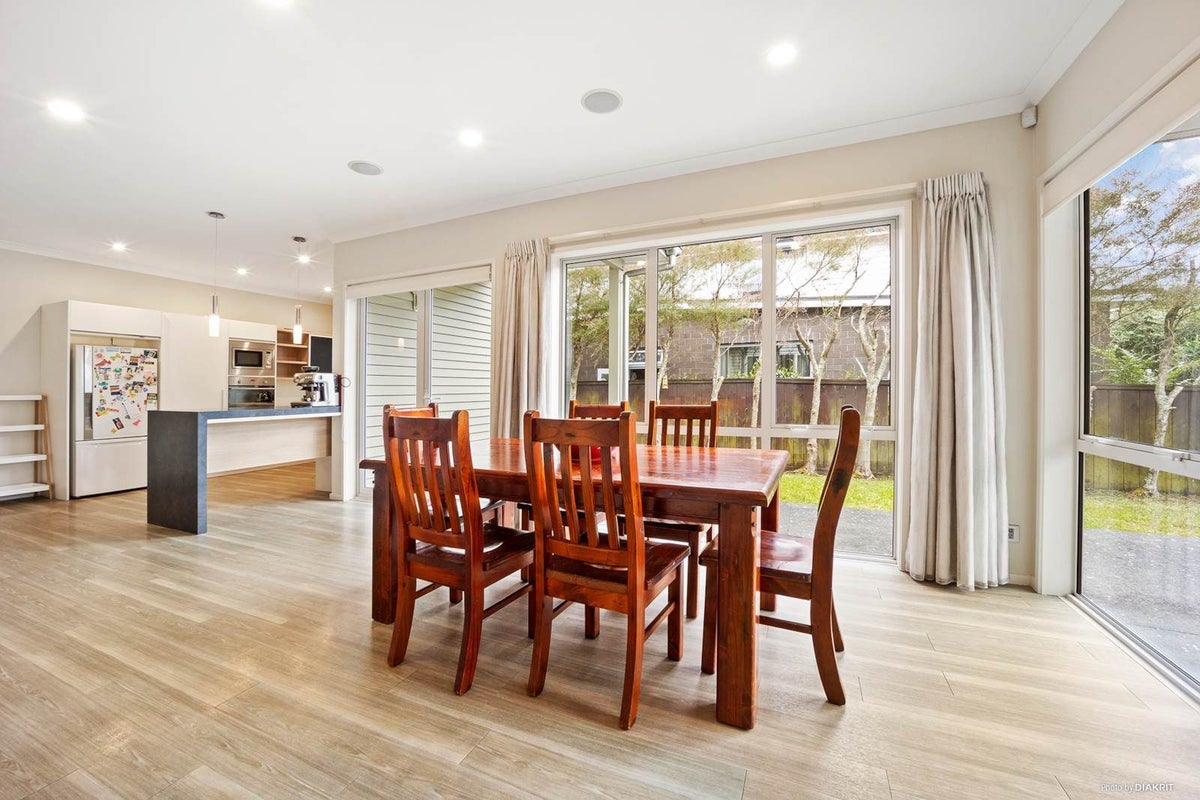 11 Station Street, Hobsonville, Auckland - Carousel 2