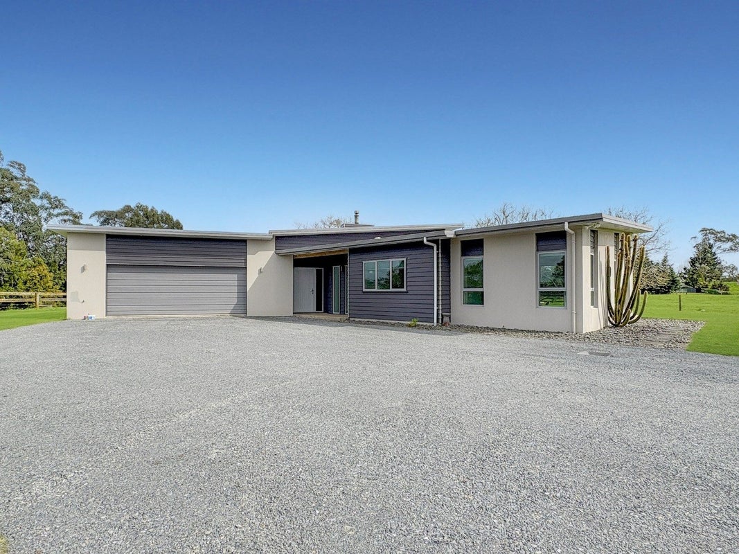 2532 River Road, Horsham Downs, Hamilton - Carousel 25