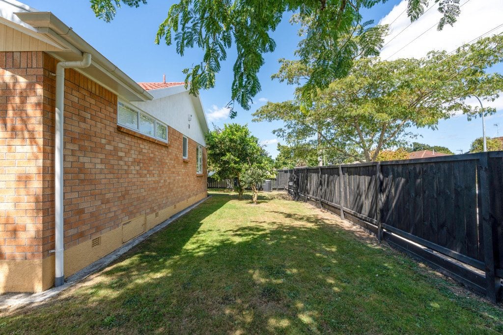 6 Bellmont Avenue, Chartwell, Hamilton - Carousel 2