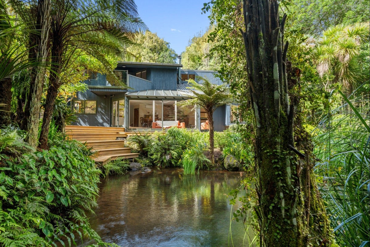 11 Kereru Place, Upper Vogeltown, New Plymouth - Carousel 2