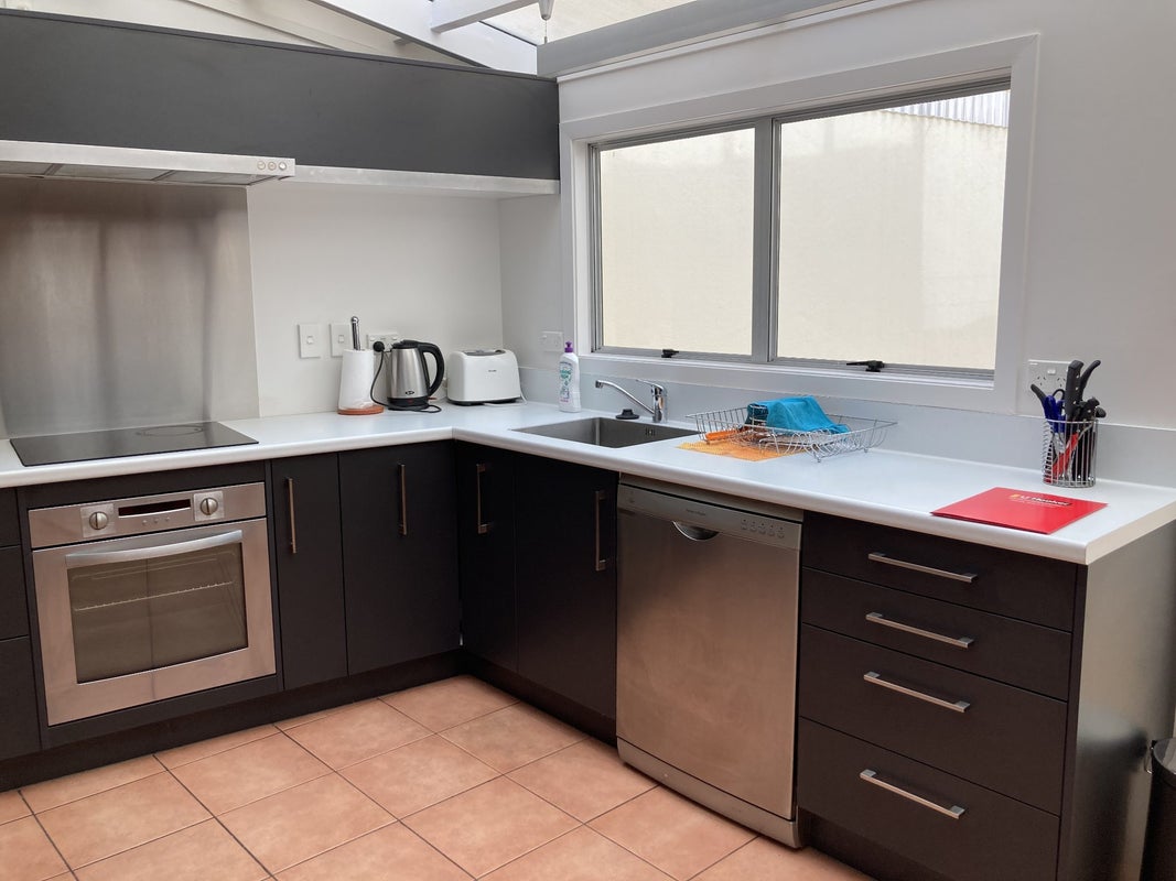 16 Ruakiwi Road, Hamilton Lake, Hamilton - Carousel 2