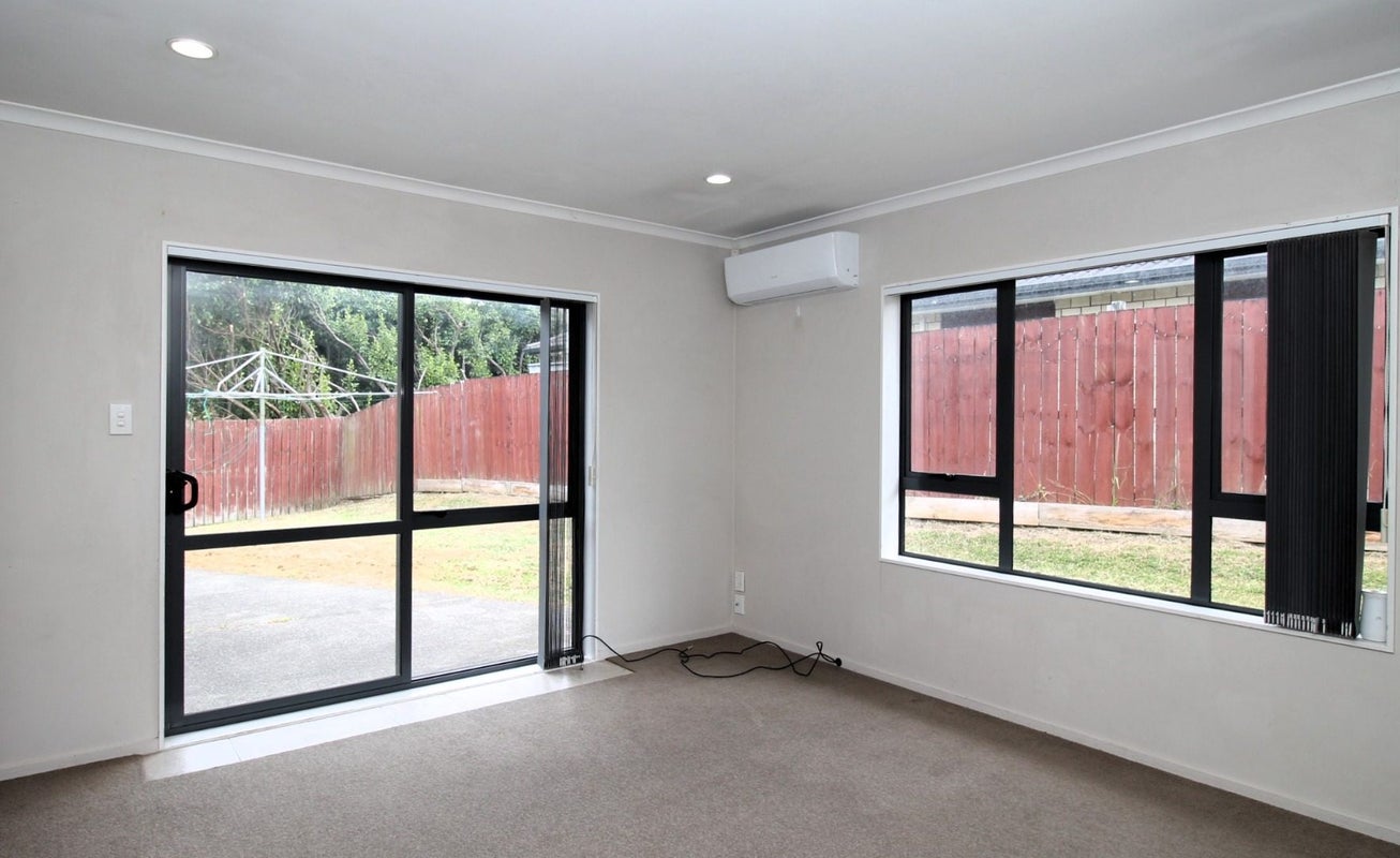 6 Goh Place, Manurewa, Auckland - Carousel 2