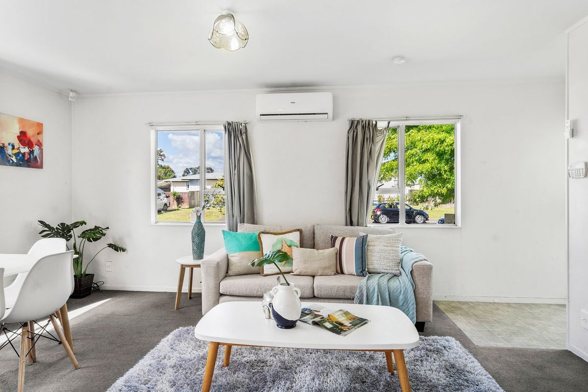 73 Chichester Drive, Rosehill, Papakura - Carousel 2