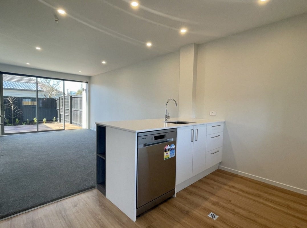 4/33 Hercules Street, Shirley, Christchurch - Carousel 2