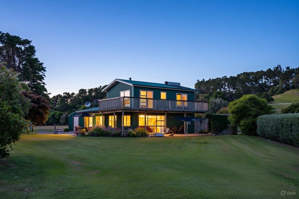 33 Orua Lane, Hot Water Beach, Whitianga - Carousel 1