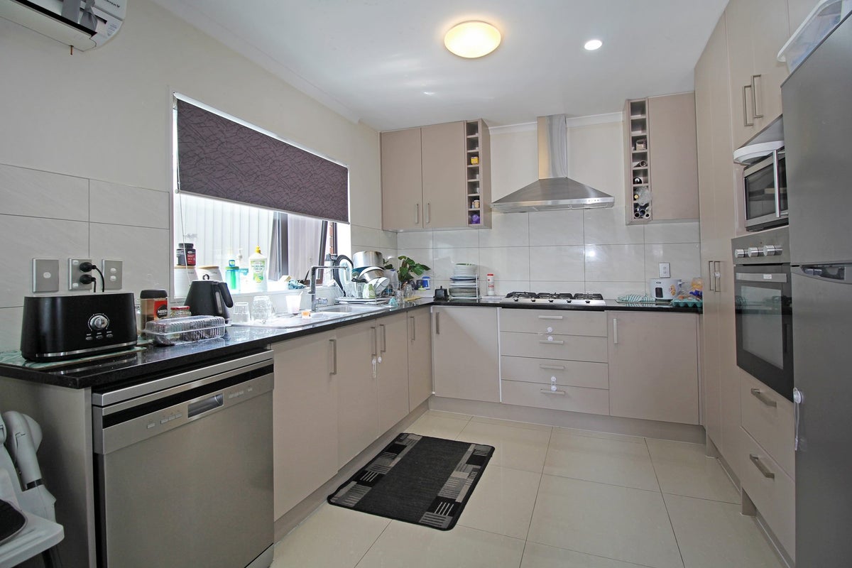 28A Hayward Road, Papatoetoe, Auckland - Carousel 1