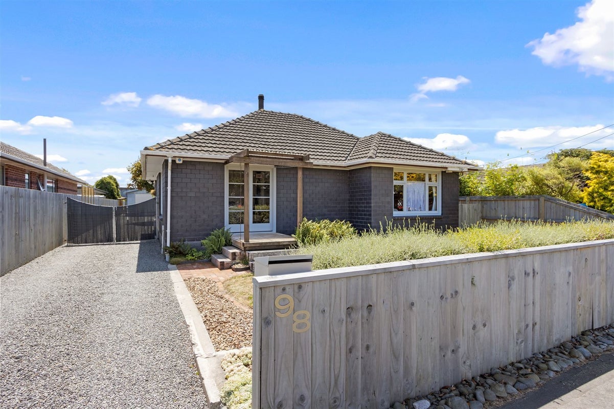 98 Willryan Avenue, New Brighton, Christchurch - Carousel 2