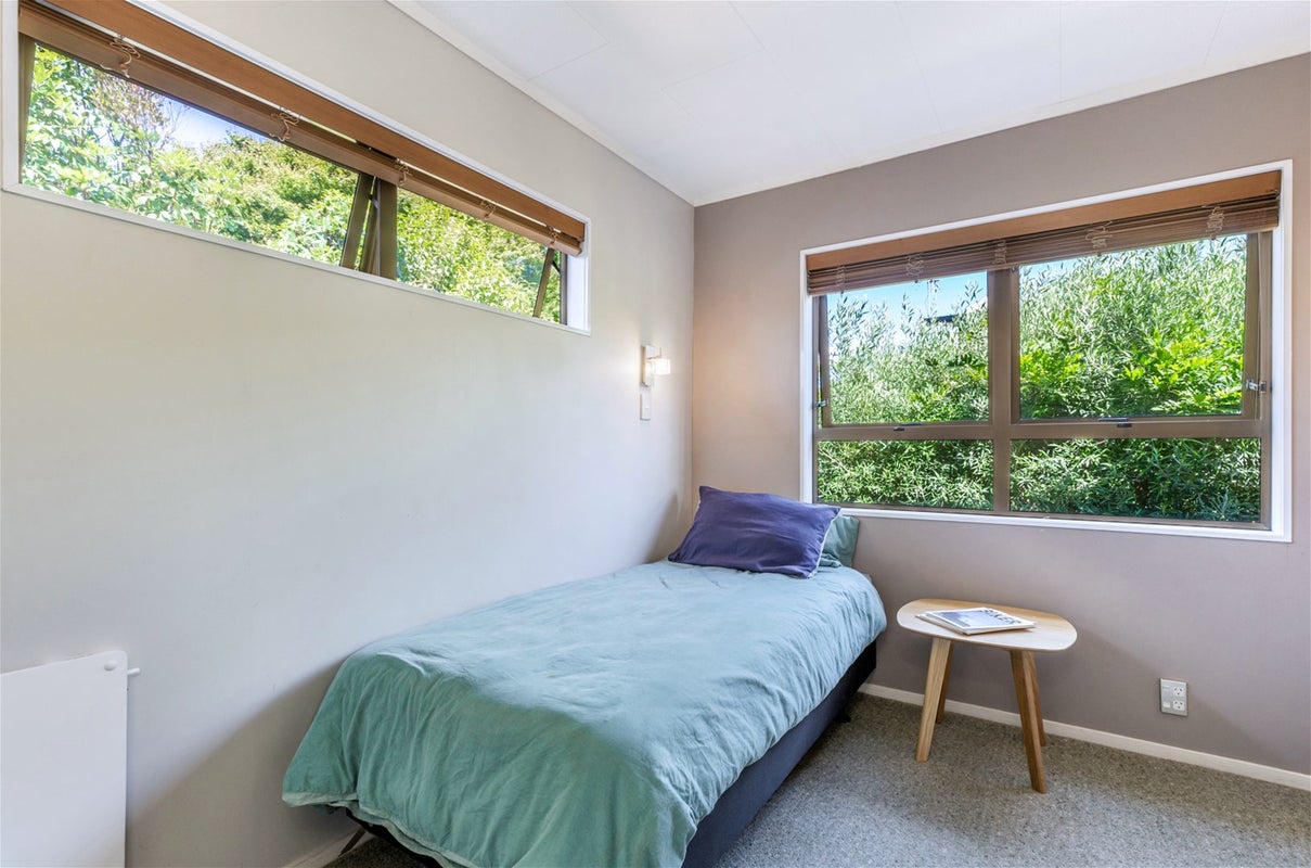 9 Weka Road, Waipahihi, Taupo - Carousel 9