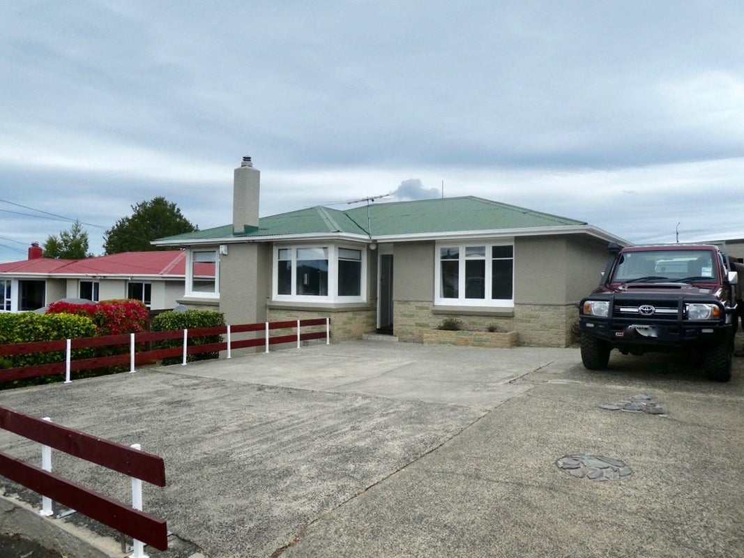 9 Barton Street, Brockville, Dunedin - Carousel 12