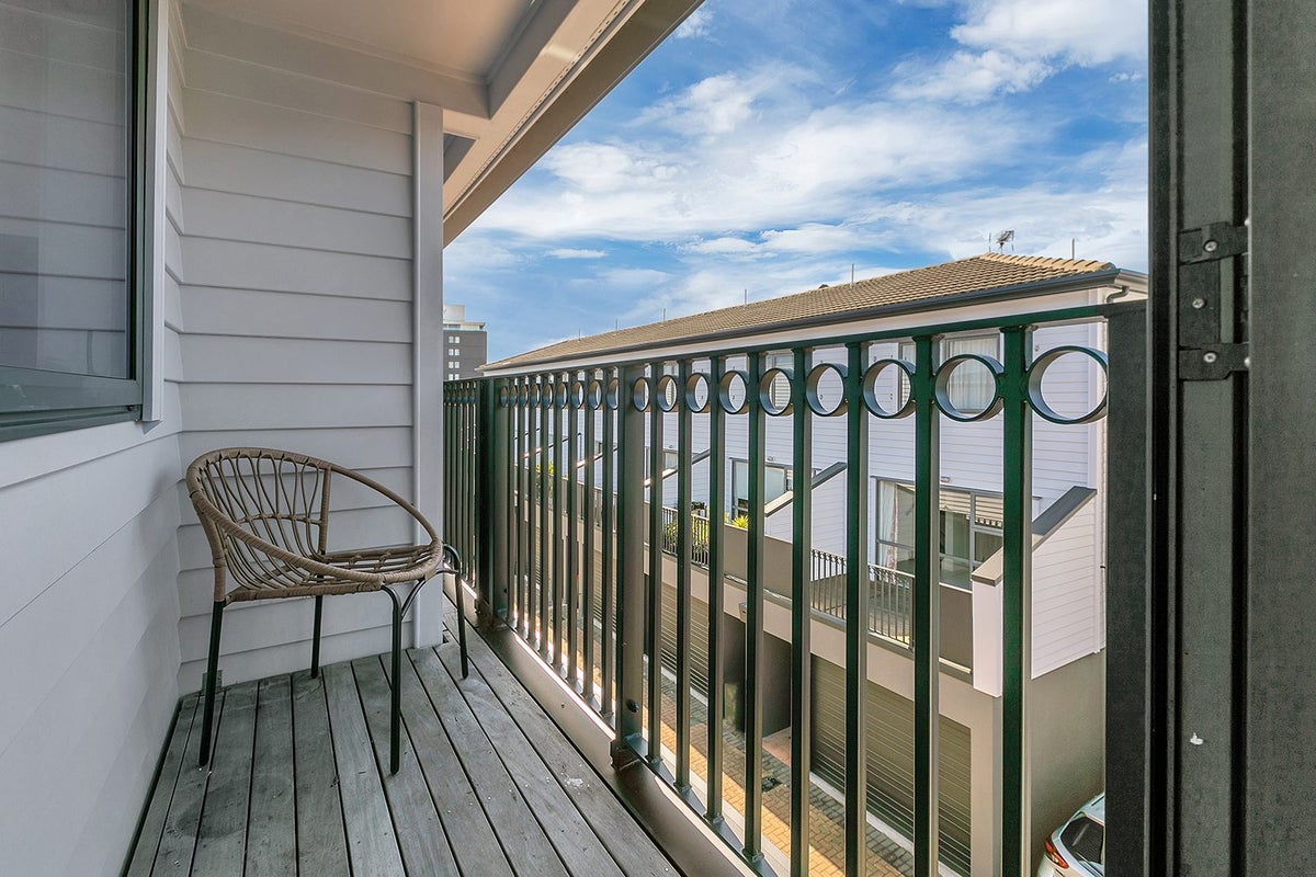 19/42 St Benedicts Street, Newton, Auckland - Carousel 12