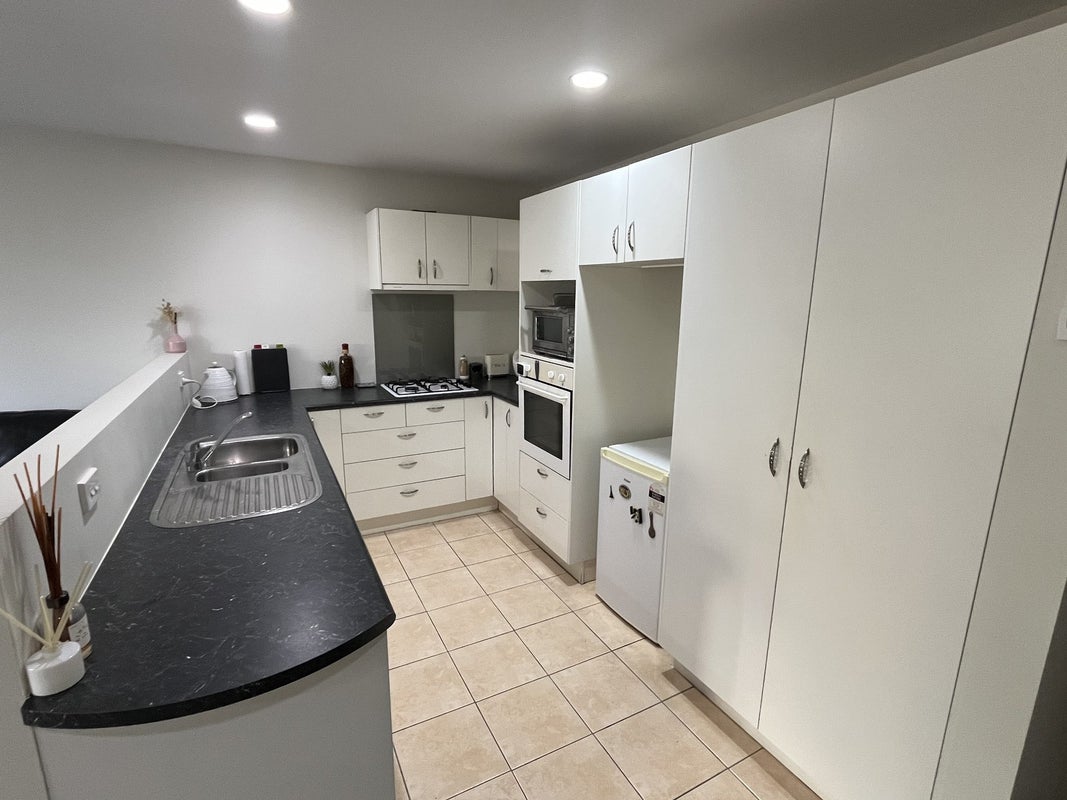 46 Palmgreen Court, Stanmore Bay, Whangaparaoa - Carousel 2