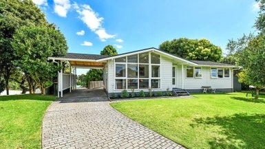 39 Fairview Avenue, Opaheke, Papakura - Carousel 1