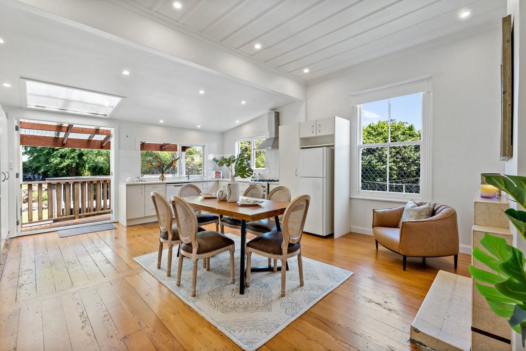 16 Tawari Street, Mount Eden, Auckland - Carousel 2