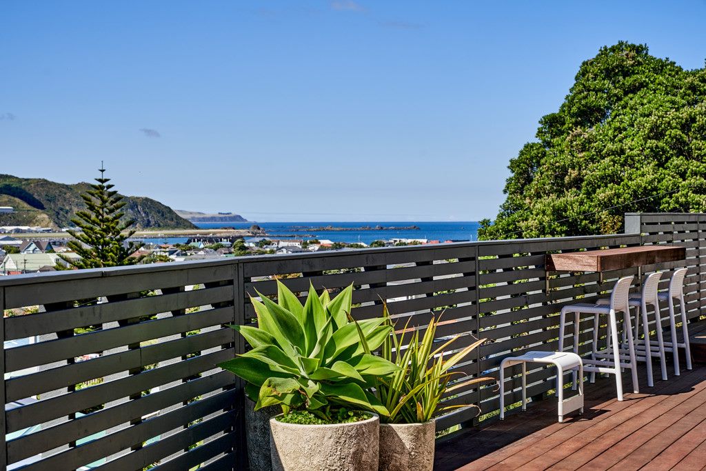 1 Regal Gardens, Melrose, Wellington - Carousel 1