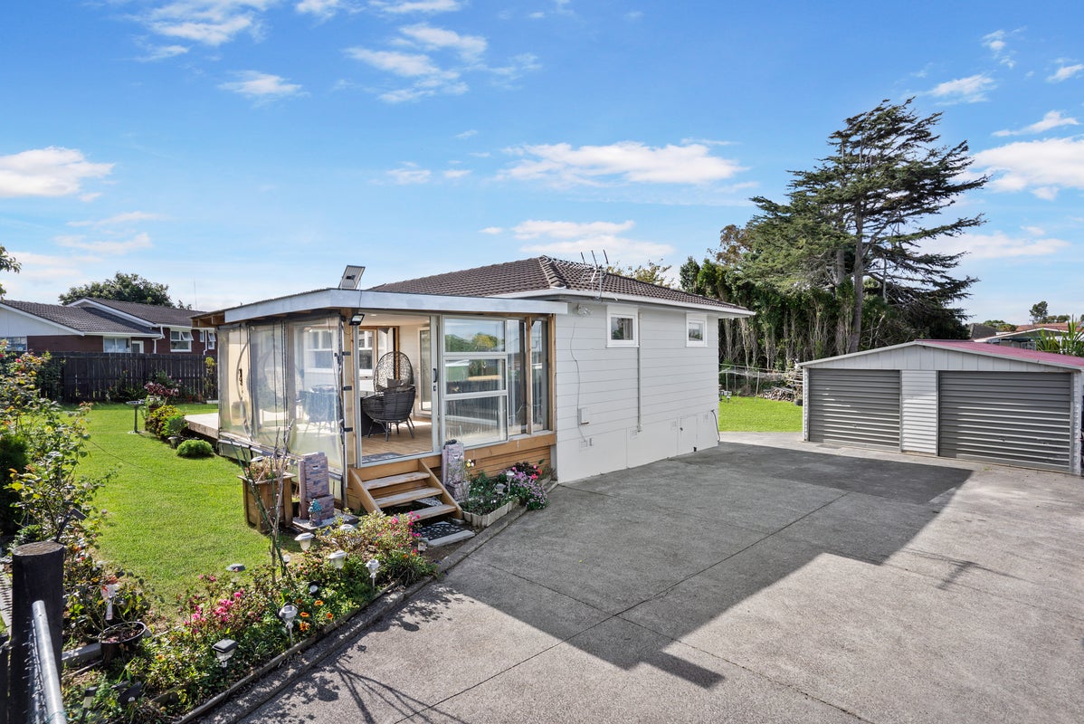 65 Beeston Crescent, Manurewa, Auckland - Carousel 1