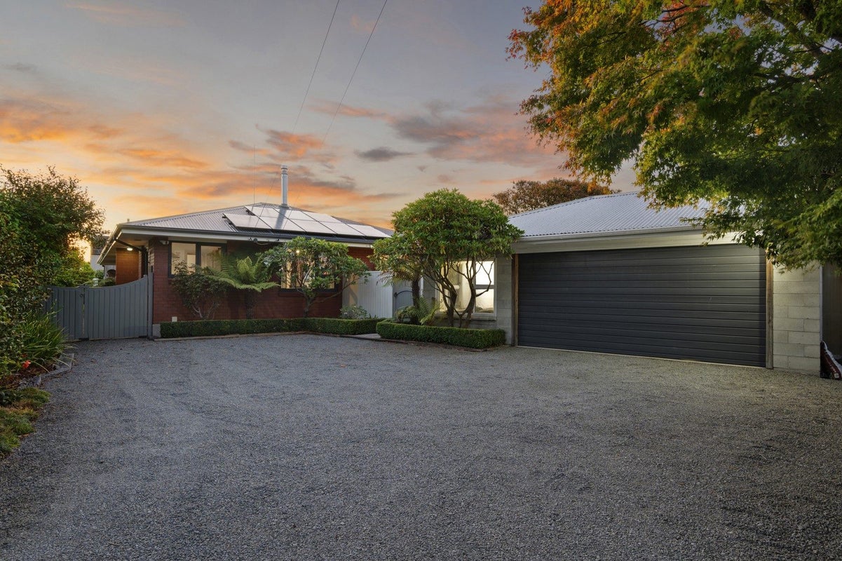 18 Colwyn Street, Bryndwr, Christchurch - Carousel 21