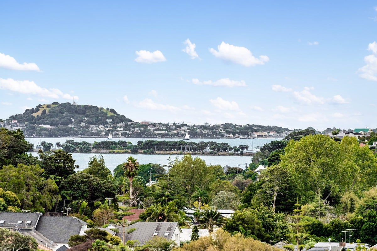 67 Portland Road, Remuera, Auckland - Carousel 2