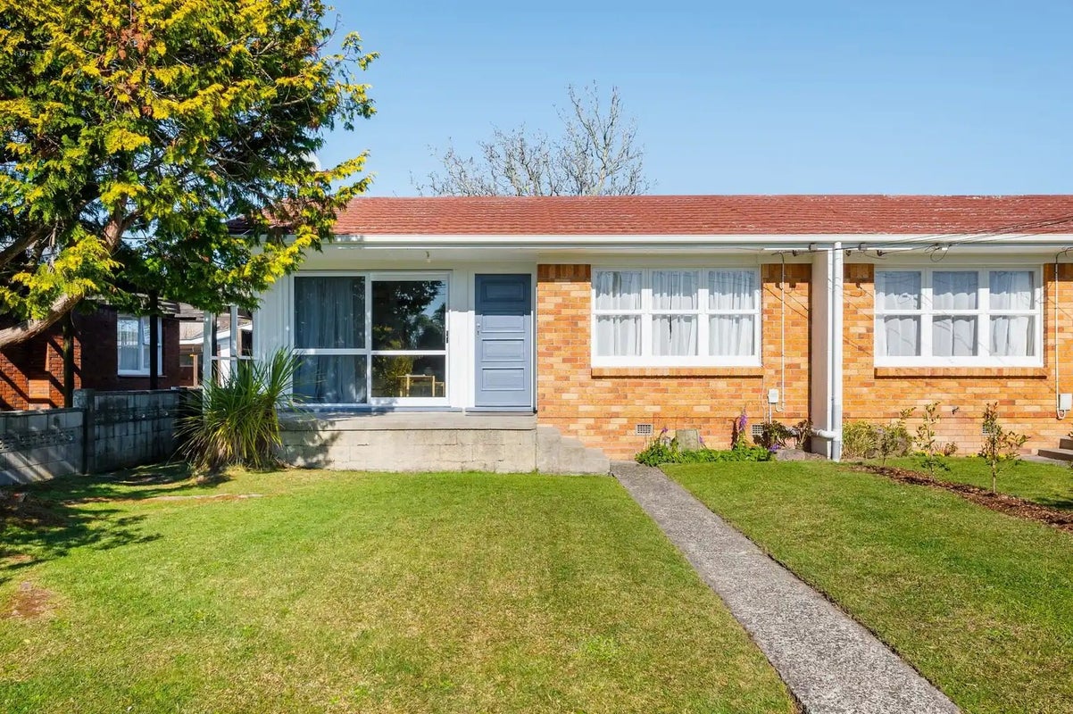4 Cranwell Place, Hillcrest, Hamilton - Carousel 1