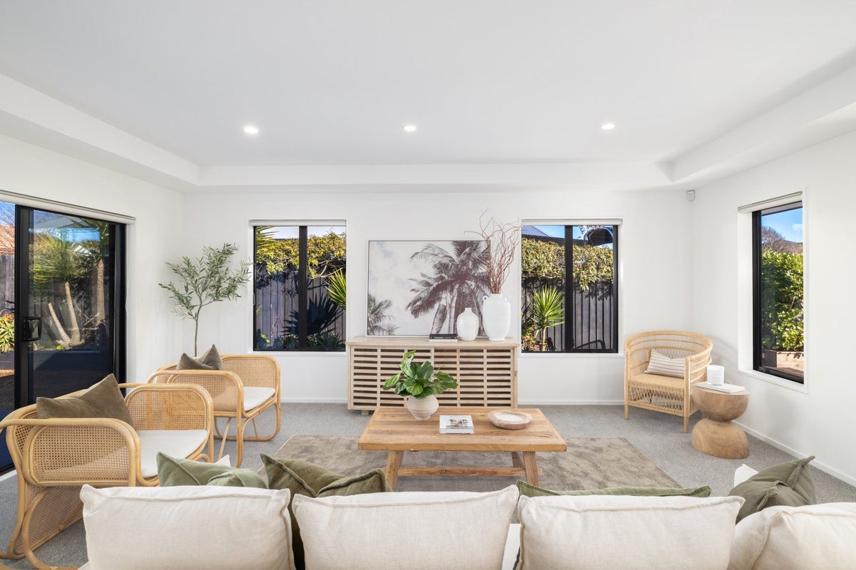 4 Sandpiper Place, Waimairi Beach, Christchurch - Carousel 2
