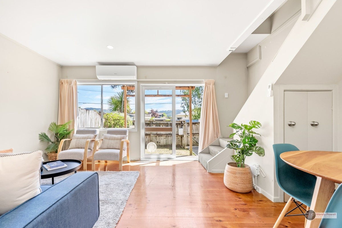 6/3 Wilford Street, Wallaceville, Upper Hutt - Carousel 2