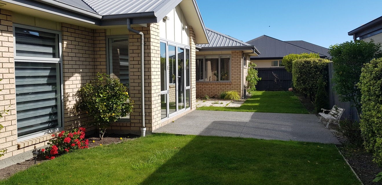 10 ST PETERS CLOSE, Woolston, Christchurch - Carousel 20