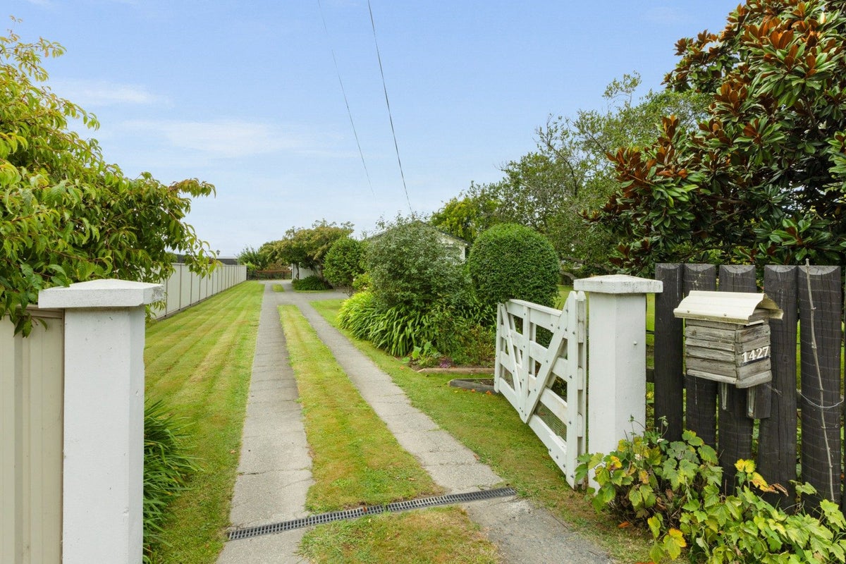 1427 Pakowhai Road, Tomoana, Hastings - Carousel 24