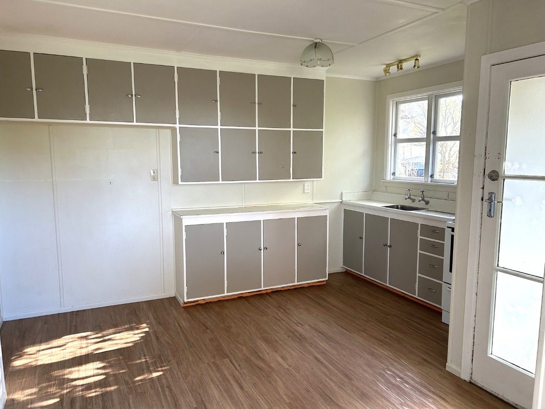 48 Daniell Street, Featherston - Carousel 2