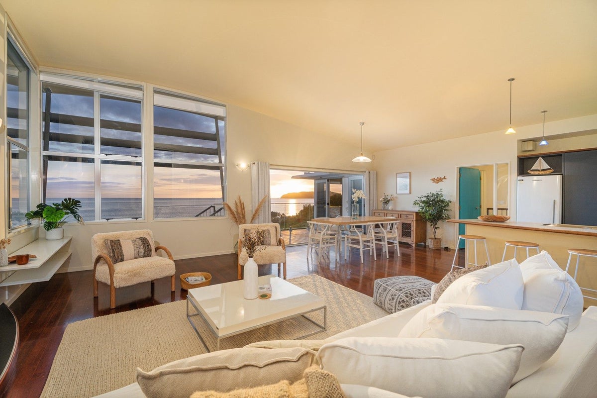 92 Ocean Beach Road, Tairua, Tairua - Carousel 2