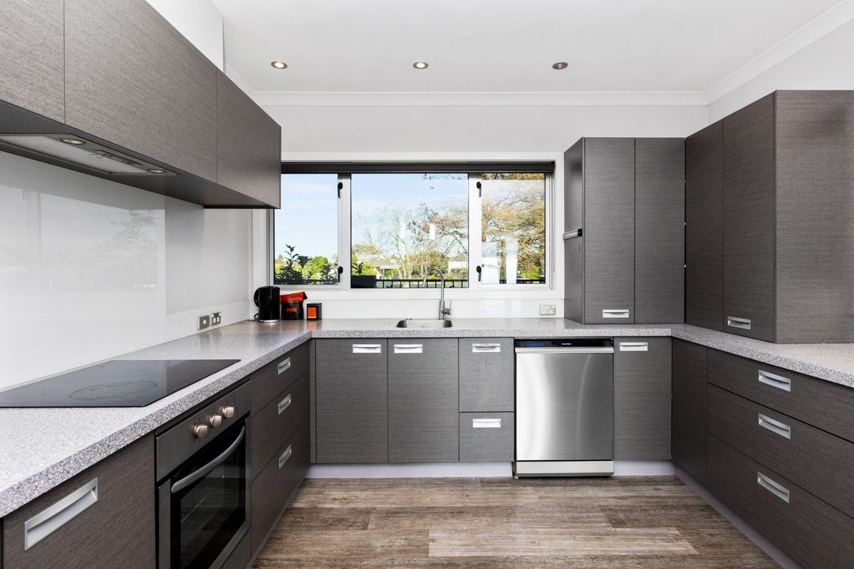 46A Logan Avenue, Marewa, Napier - Carousel 2