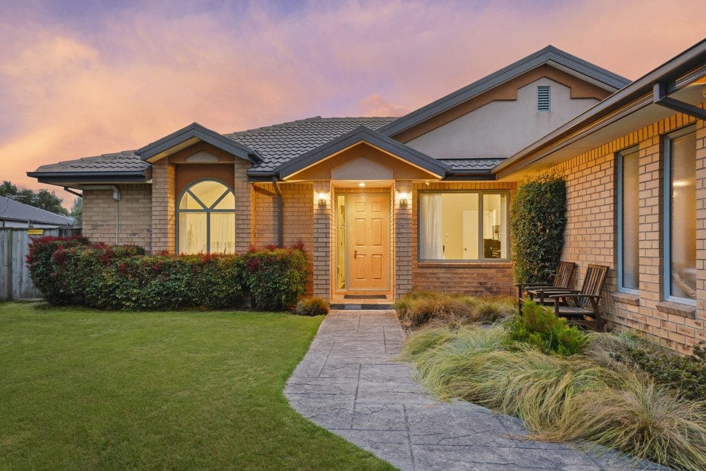 10 Wilmington Place, Shirley, Christchurch - Carousel 2
