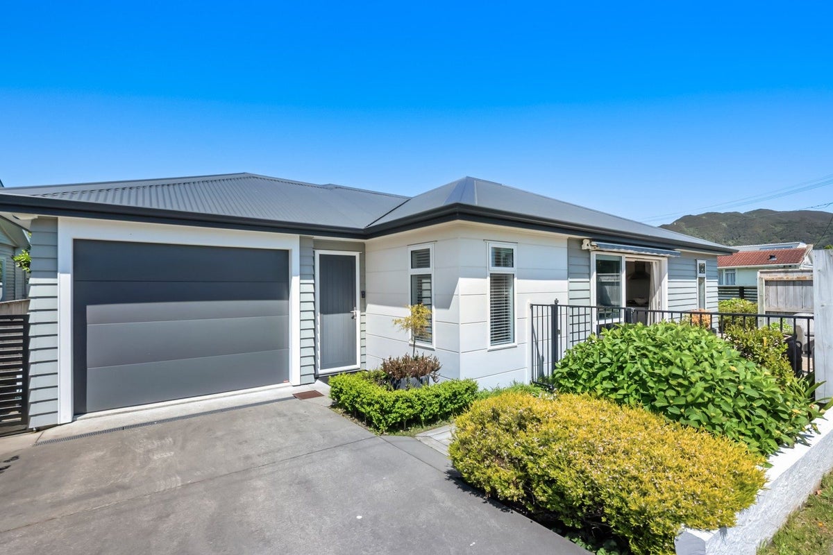 336 Waiwhetu Road, Fairfield, Lower Hutt - Carousel 1