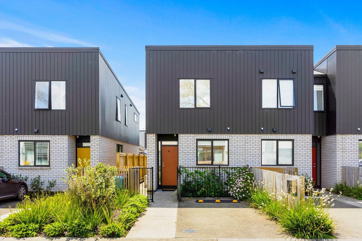 7 Manahi Lane, Panmure, Auckland - Carousel 1